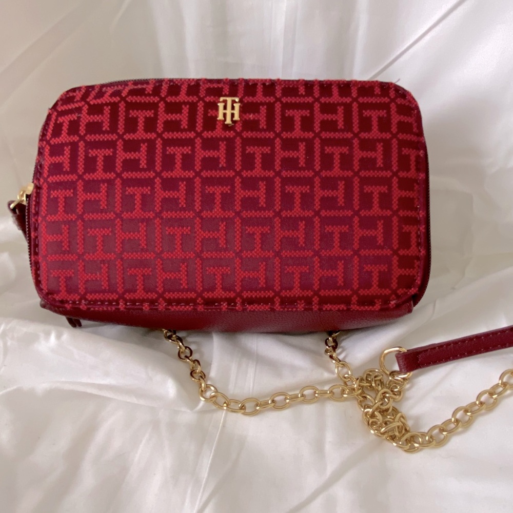 Tommy Hilfiger Crossbody Purse